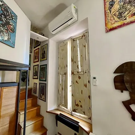 Ugo Foscolo Apartamento *